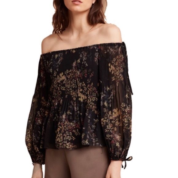 Wilfred Tops - Wilfred “Talence” Floral Off the Shoulder Top Wilfred Tops - Wilfred “Talence” Floral Off the Shoulder Top